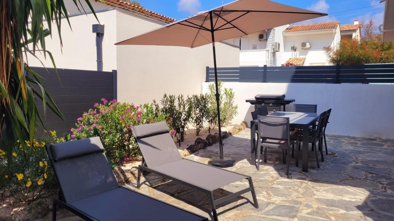 Villa Les Mimosas Spa-Jacuzzi Saint-Raphaël Exterior foto